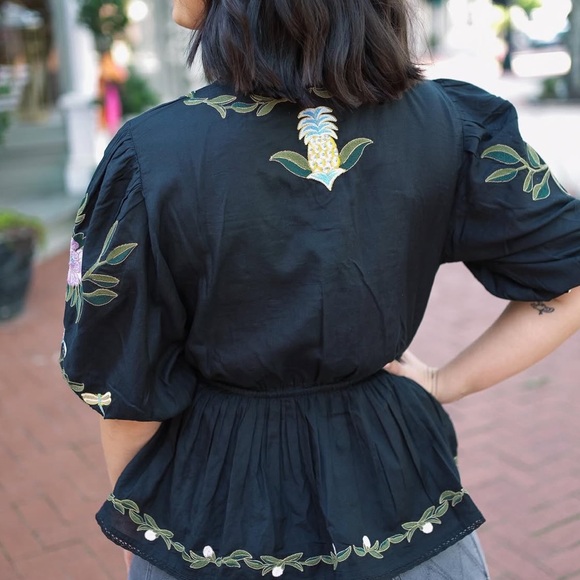 🆕 FARM RIO Winter Garden Blouse L (NWT) 🌺 - Picture 5 of 9